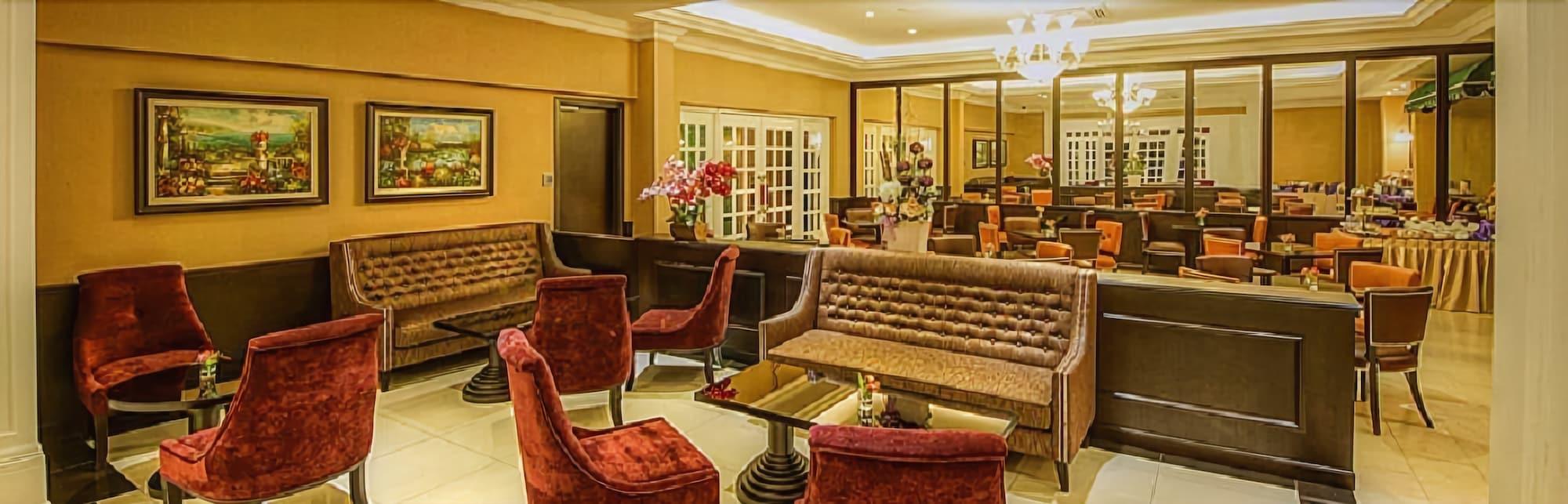 Merdeka Hotel Kluang Buitenkant foto